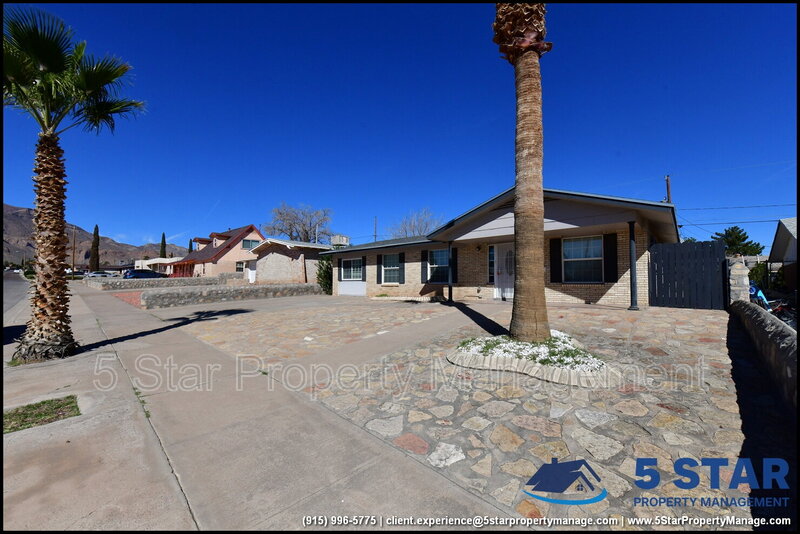 El Paso House: 4749 Tropicana Avenue