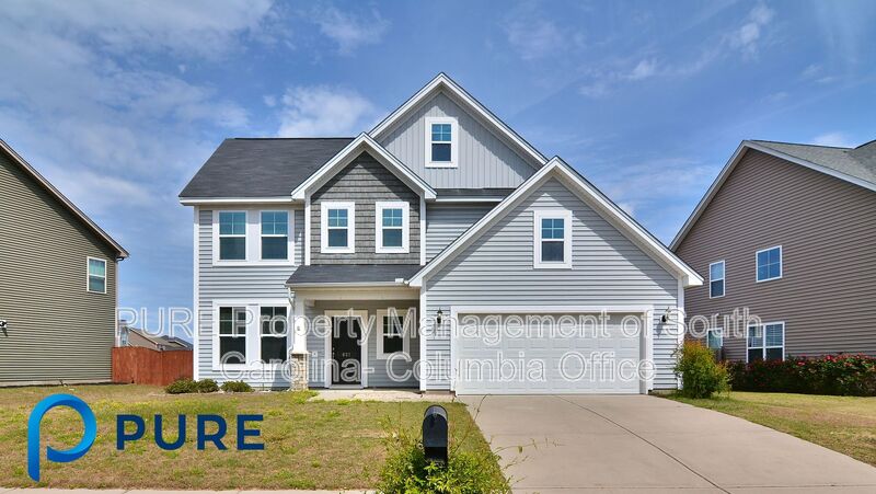 Lexington House: 621 Blue Ledge Circle