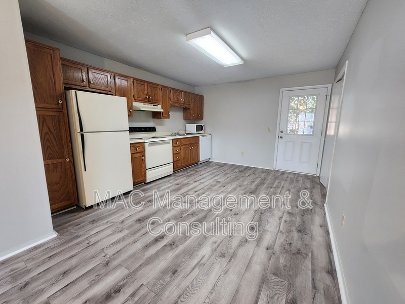 Cookeville Condo: 1849 Summerhaven Ave.