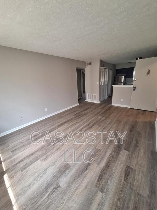 Radcliff Condo: 329 Redmar Blvd