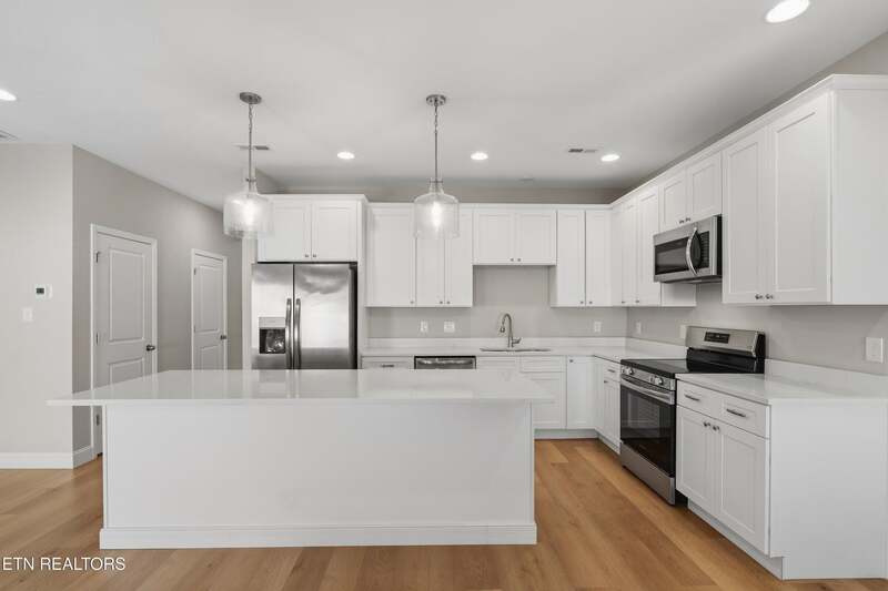 Photograph 4 of 7106 Dulaney Way