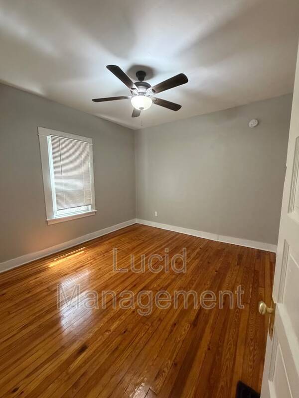Louisville House: 714 M Street