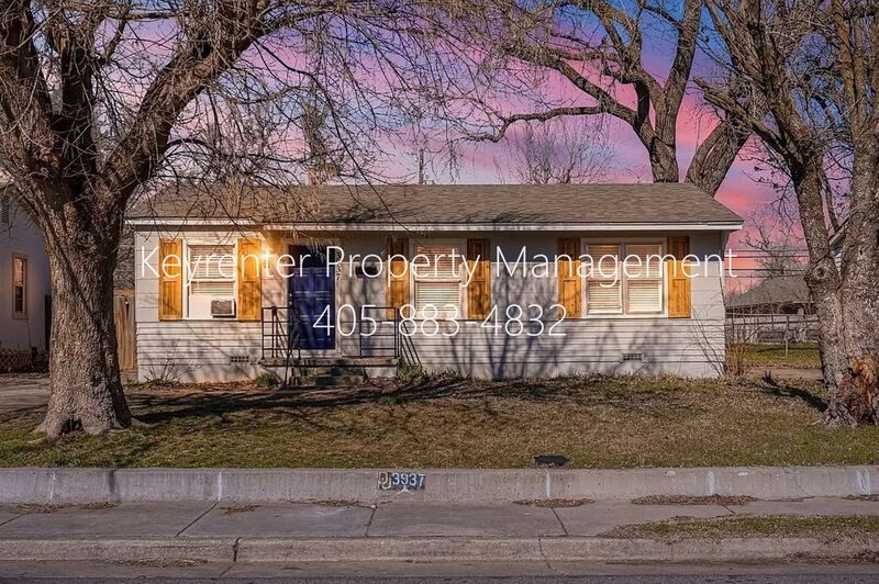 Oklahoma City House: 3937 SW 27th Pl
