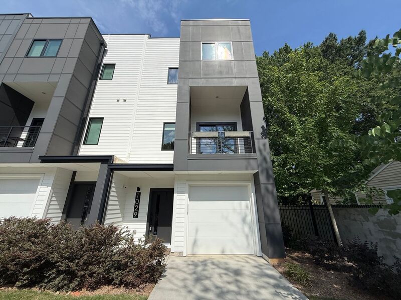Raleigh Townhome: 1029 Gregg Street