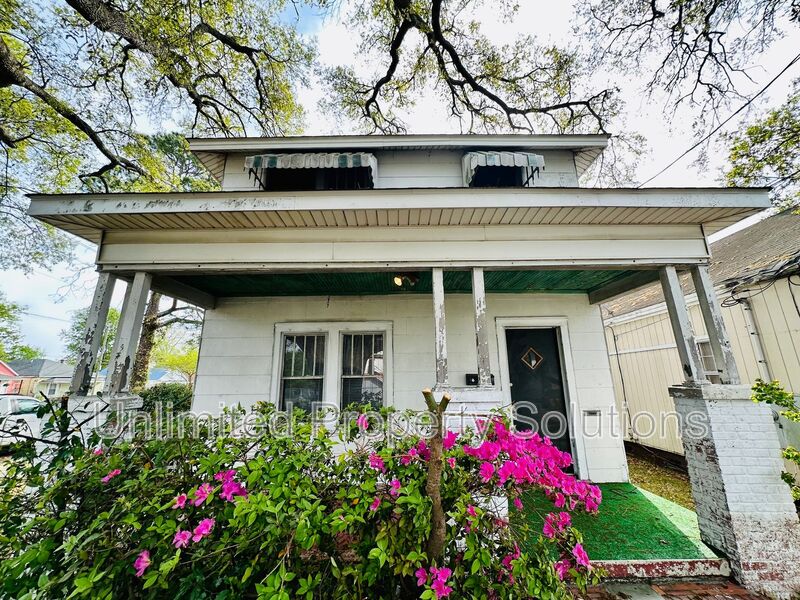 Wilmington House: 301 S 13th Street