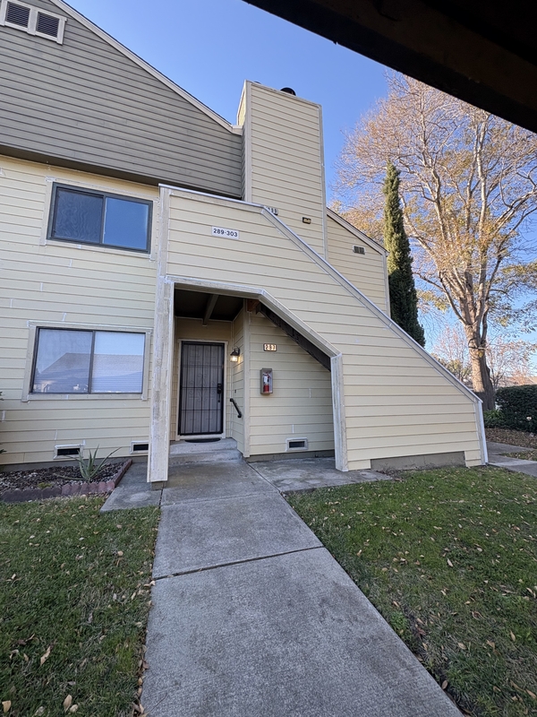 Rohnert Park House: 297 Enterprise Drive