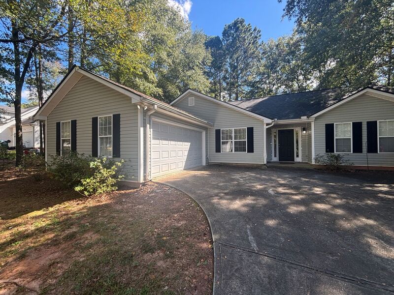 Statham House: 454 Fernwood Circle