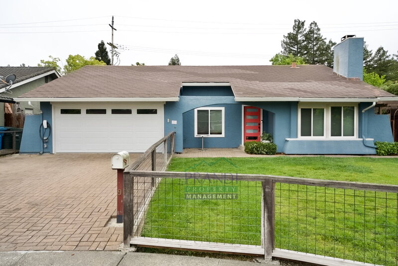 Novato House: 9 Quince Ct