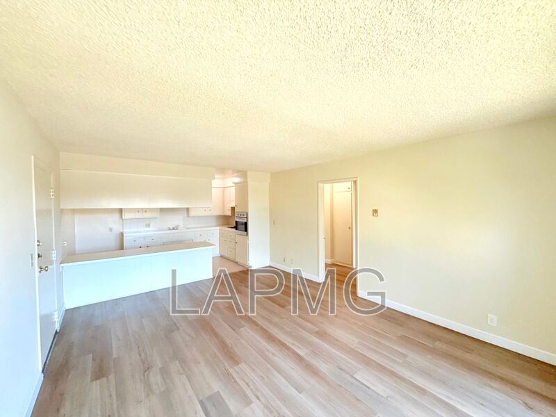 Alhambra House: 21 E. Beacon Street