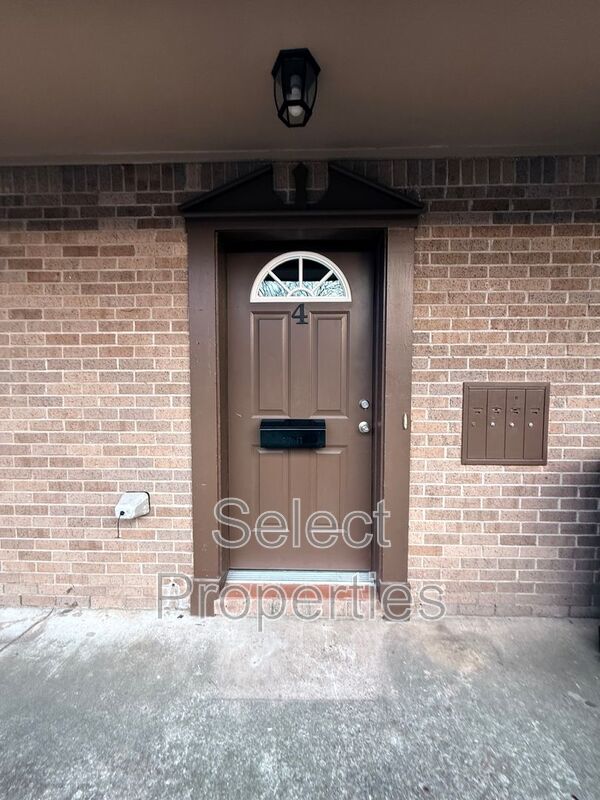 Jonesboro Condo: 819 Matthews