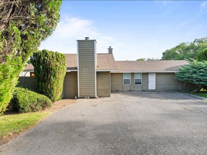 Kennewick Condo: 3276 W. 9th Ct.
