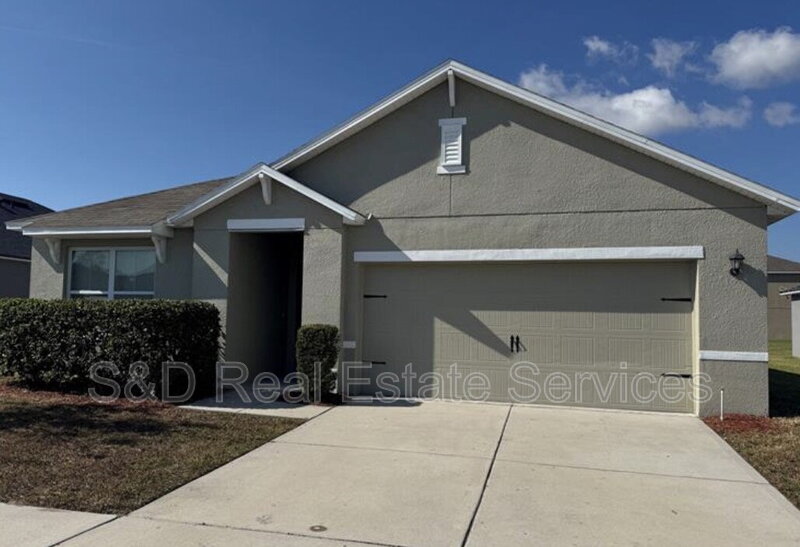 Winter Haven House: 6191 Grey Heron Drive