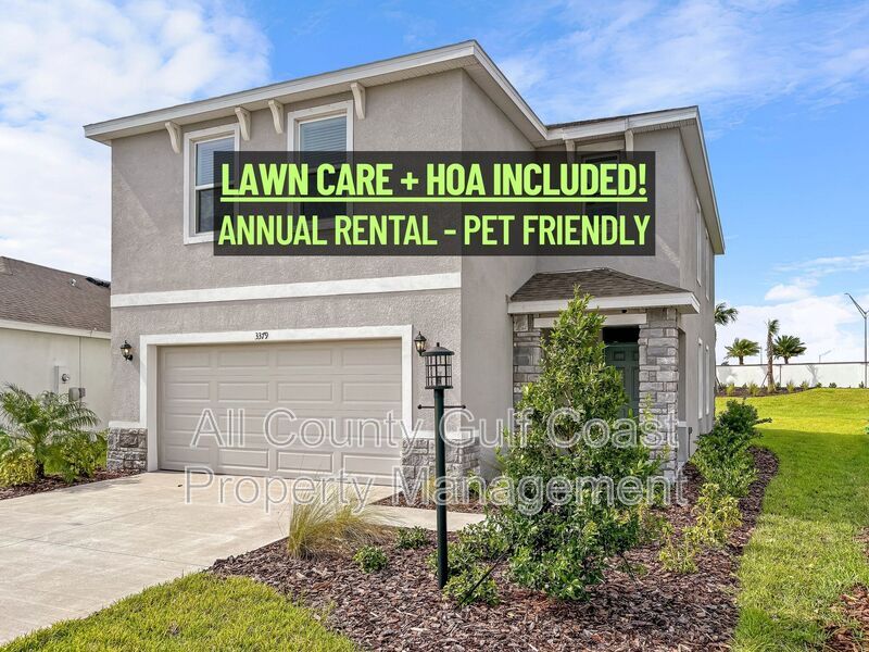 Bradenton House: 3379 Hilltop Cir