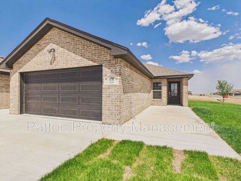 Canyon Townhome: 9780 Elite Street