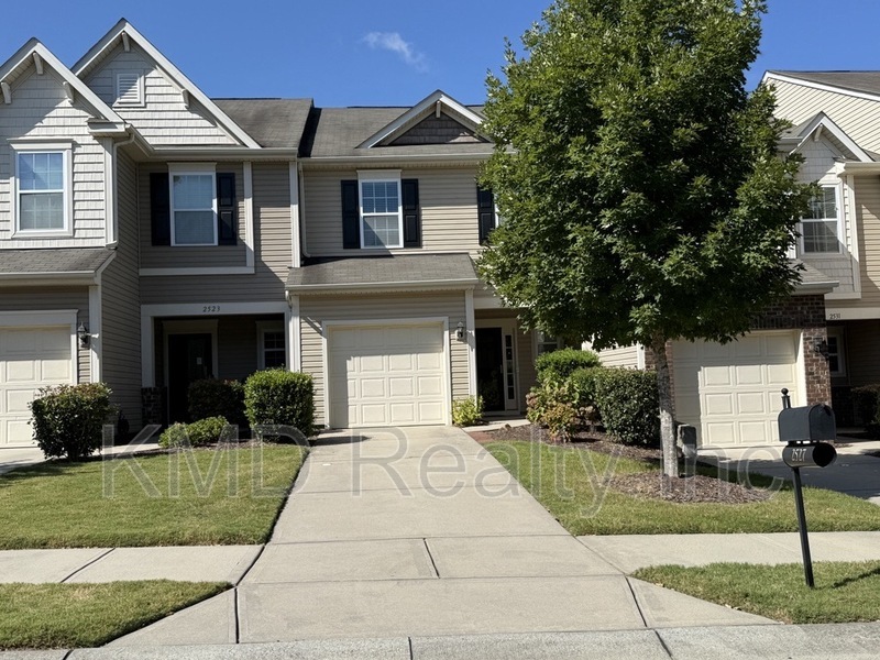 Charlotte Townhome: 2527 Early Flight Drive