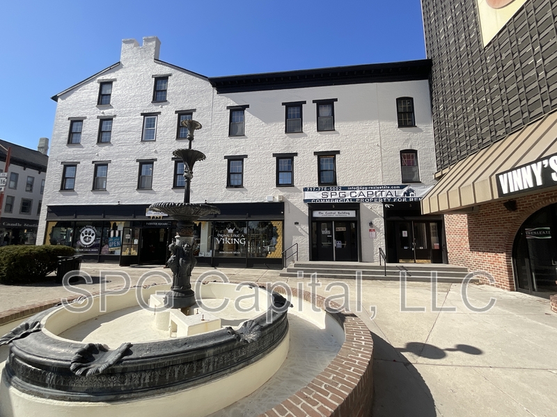 Hanover Condo: 5 Center Square - Apt 27