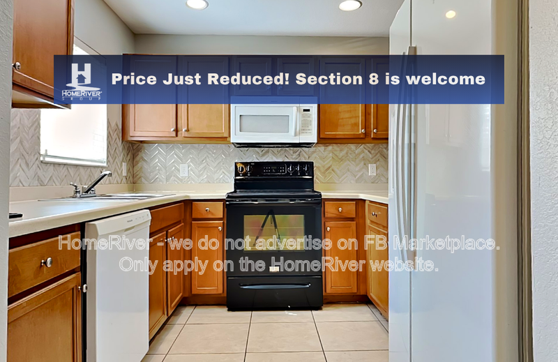 Fort Myers Townhome: 12001 Rock Brook Run