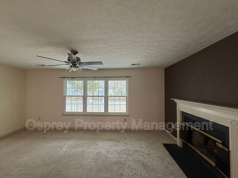 Charming 3-Bedroom Home in Newport News! "ASK ABOUT OUR ZERO DEPOSIT" - Photo 5