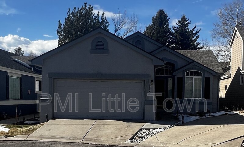 Littleton House: 10647 W Bellwood Pl