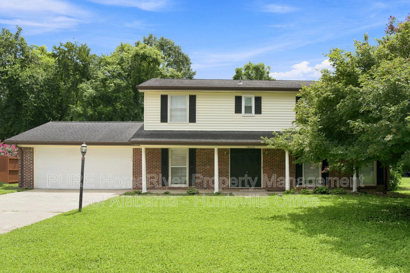 Huntsville House: 12025 Chicamauga Trl SE