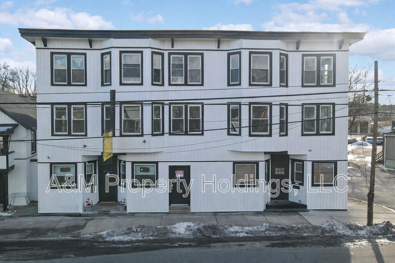 Stroudsburg Condo: 147 N 9TH St