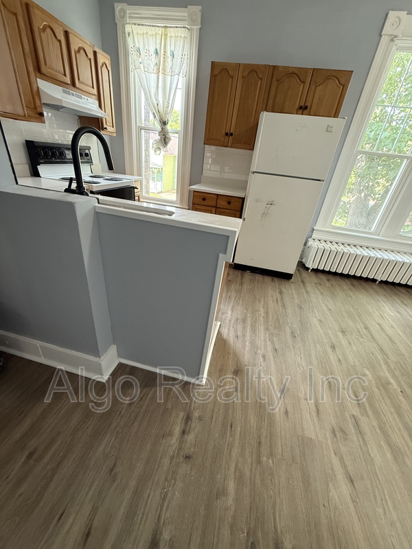 Saint Paul Condo: 359 Maria Avenue - 3