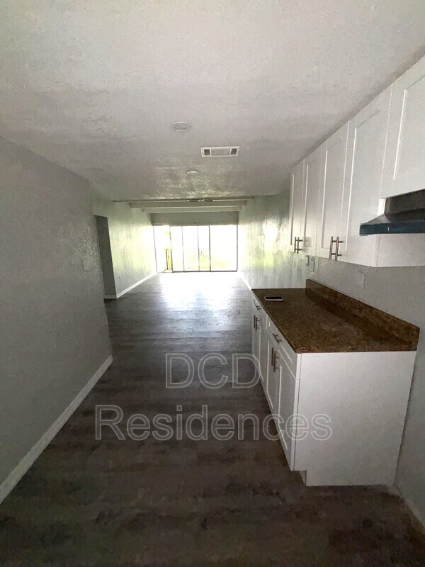 Tampa Condo: 5521 Forest Haven Cir