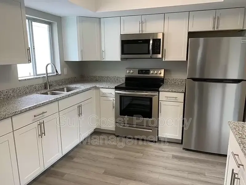 1823 Vera Pl #12 Sarasota FL 34235 - Photo 6