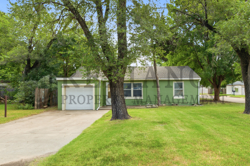 Wichita House: 2464 Washington South