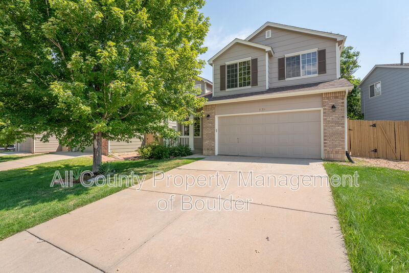 Superior House: 3126 Goldeneye Pl
