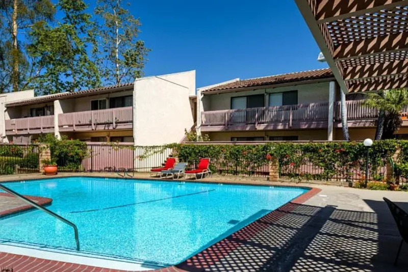 Goleta Condo: 5518 Armitos Ave
