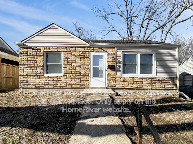 Kansas City House: 2918 S 51st St