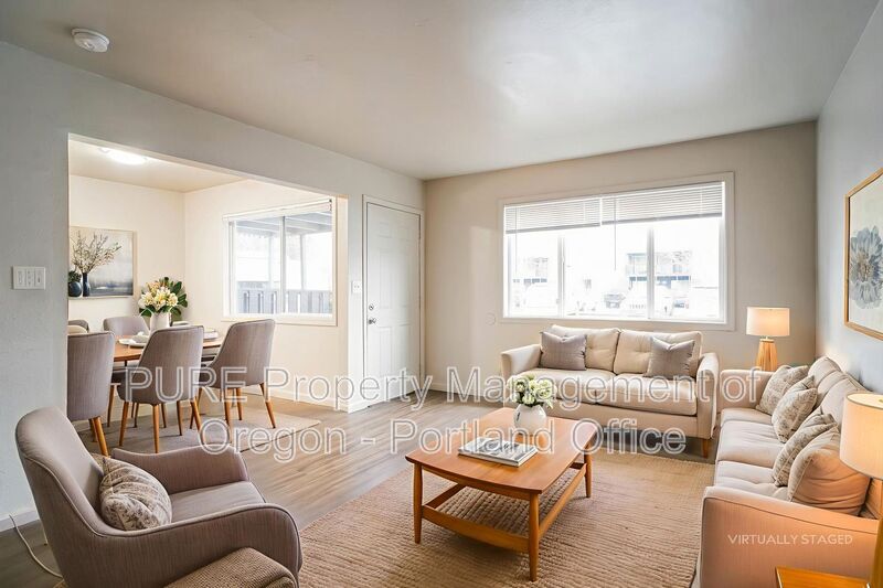 Keizer House: 760 Plymouth Drive NE - 16