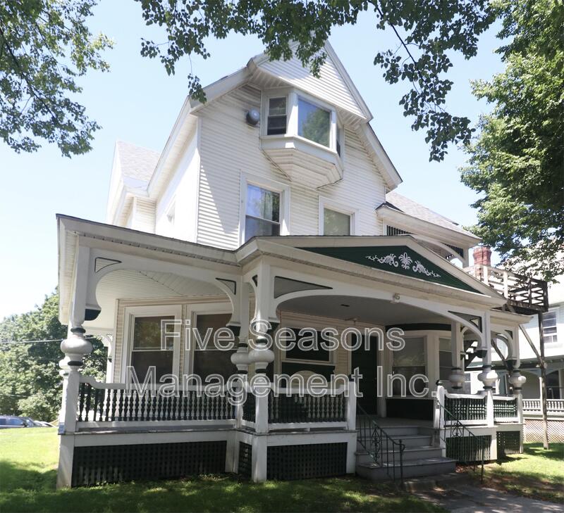 Burlington Condo: 134 Buell st - 4
