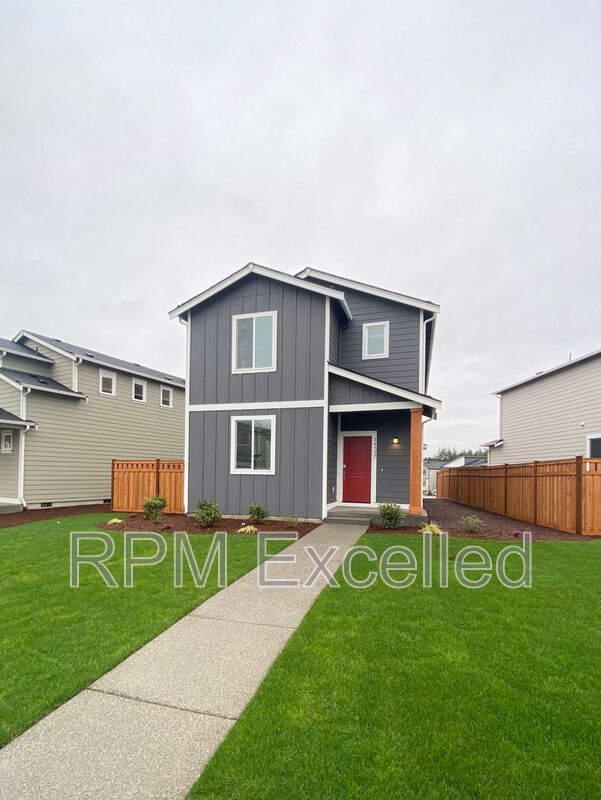 Bonney Lake House: 14539 203rd Ave E