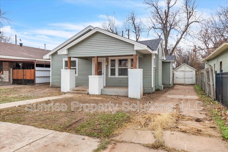 Oklahoma City House: 1704 NW 32nd St
