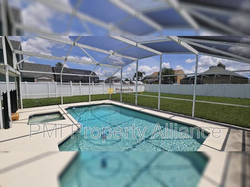 Kissimmee House: 2517 Davenport Cir