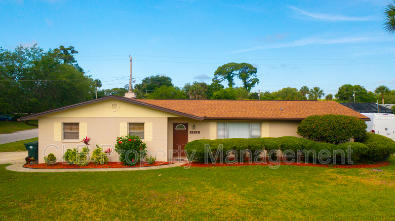 Daytona Beach House: 1436 Suwanee Rd