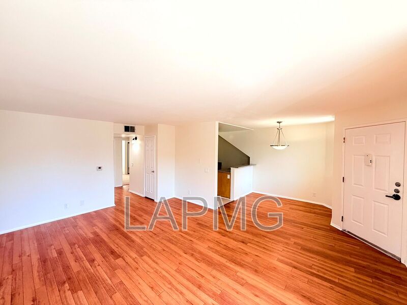 Studio City House: 4202 Tujunga Ave