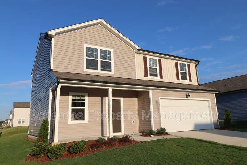 Raleigh House: 1524 Justice Union Ct