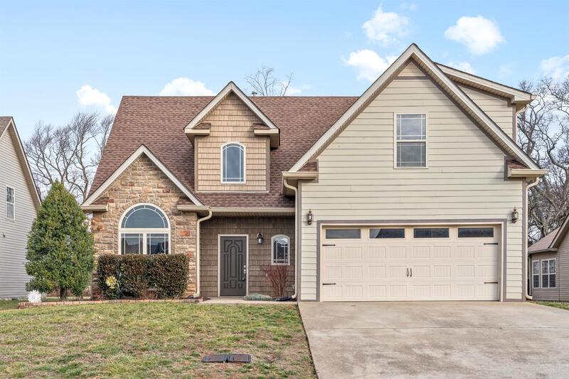Clarksville House: 1389 Judge Tyler Dr