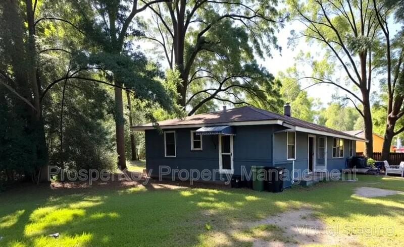 Columbus House: 1436 Brewer Ave