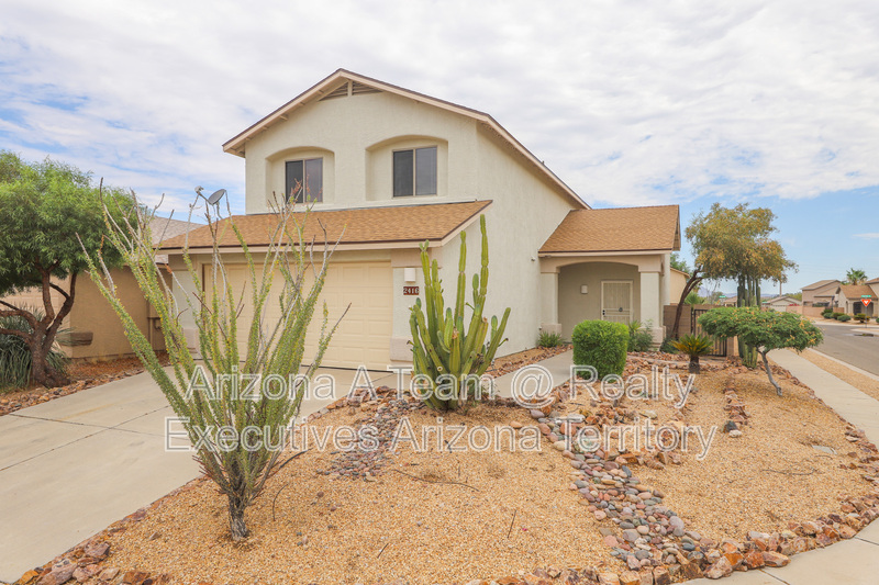 Tucson House: 2416 West Chris Oliver Way