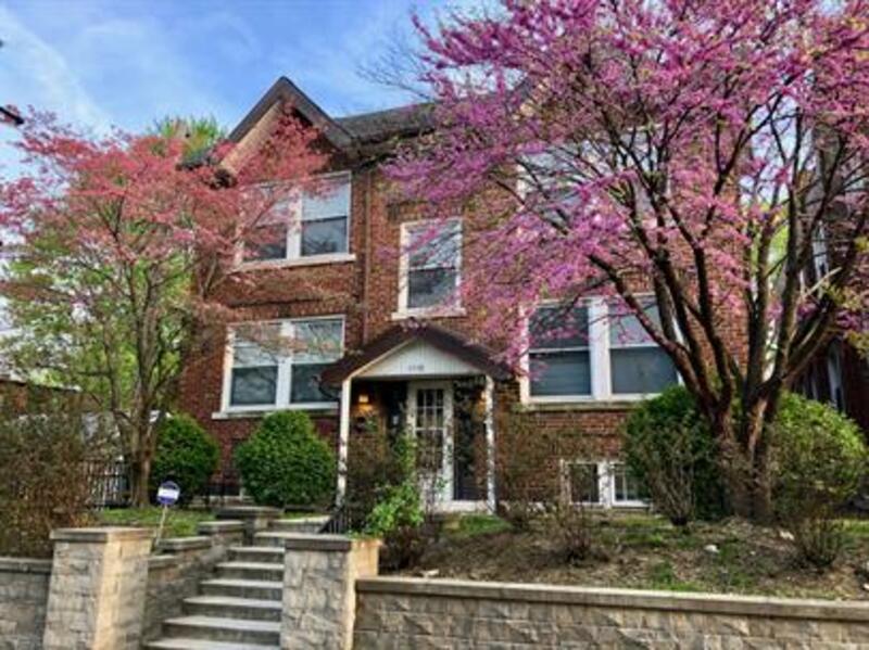 St. Louis Condo: 4448 Shaw Blvd - Unit W