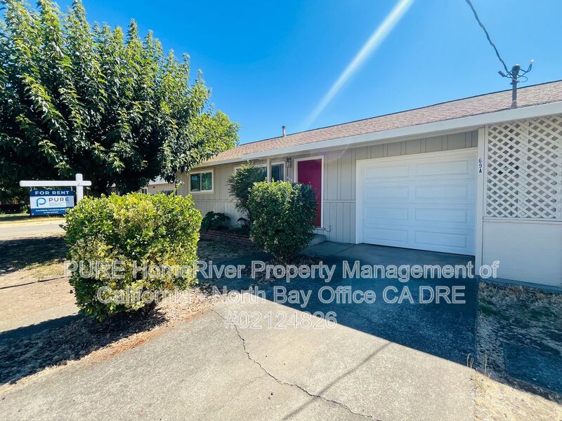 Ukiah Condo: 69 Lorraine St