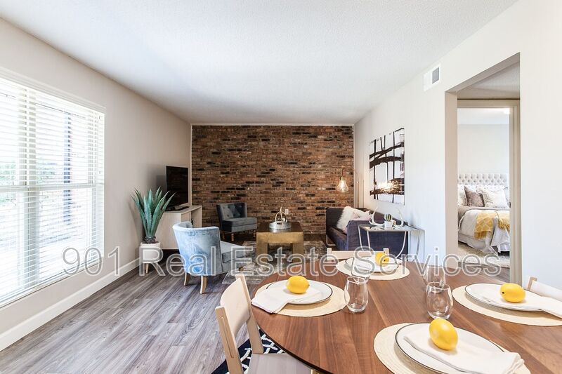 Memphis Condo: 207 South Barksdale Street