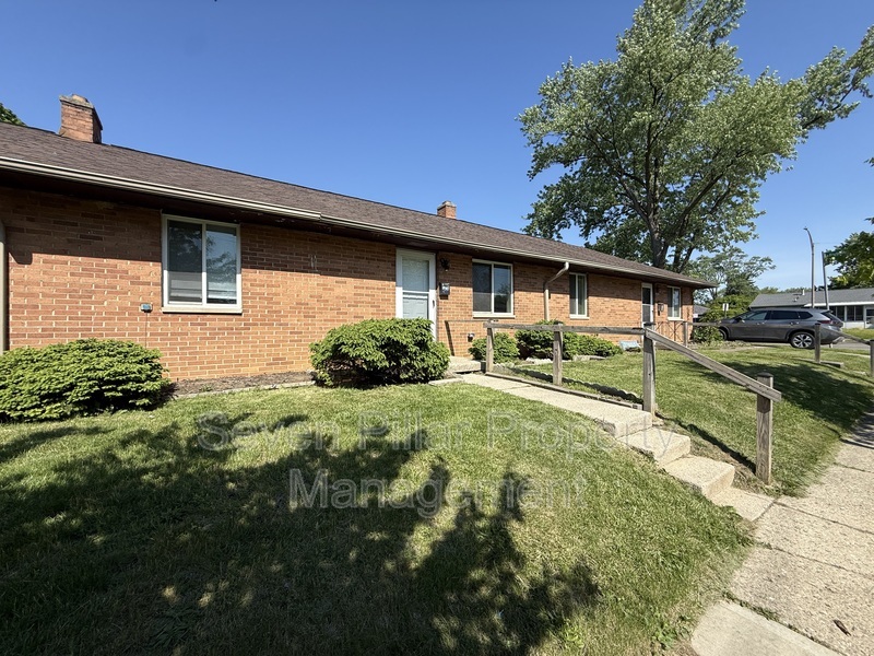 Columbus House: 3199 Maize road