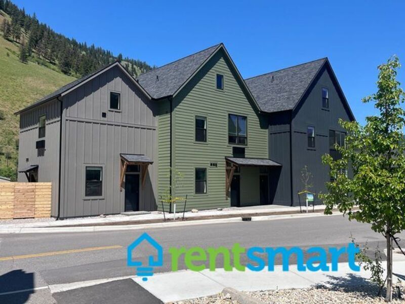Missoula Townhome: 446 Michigan Avenue