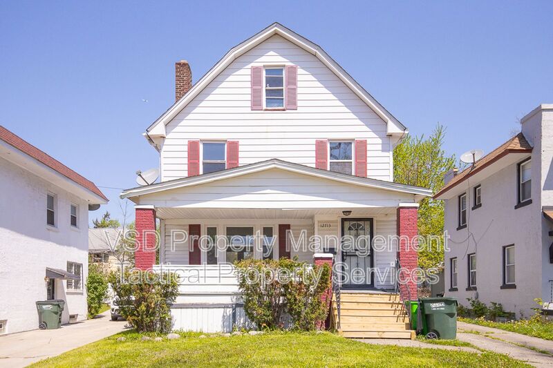 Garfield Hts. House: 12713 Rexwood Ave