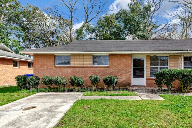 Charleston Condo: 1635 Memminger Avenue